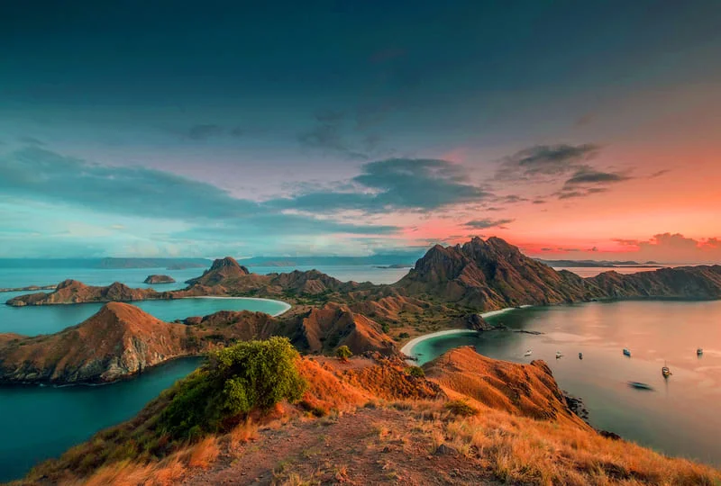 Padar Island Viewpoint - Komodo National Park Indonesia